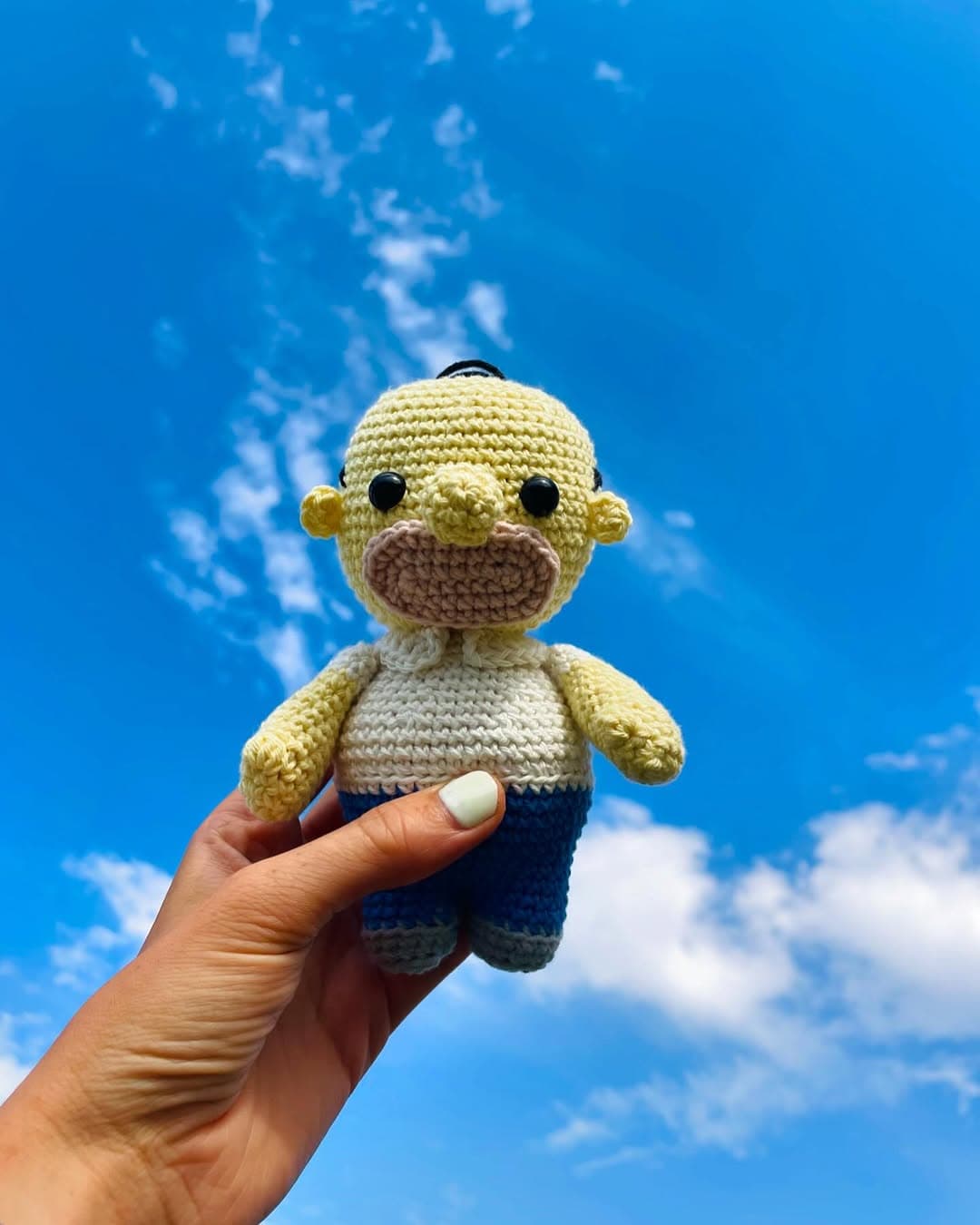 Homer Simpson 🍩🧪☁️